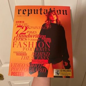 Exclusive Taylor Swift Reputation Book 2018 CD NOT INCLUDED